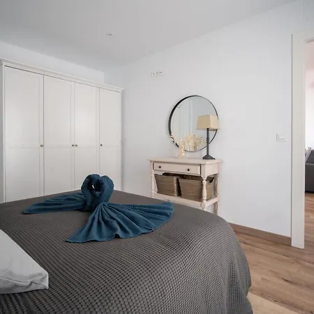 Appartement Freshly Renovated, Modern Penthouse Pueblo Evita! *