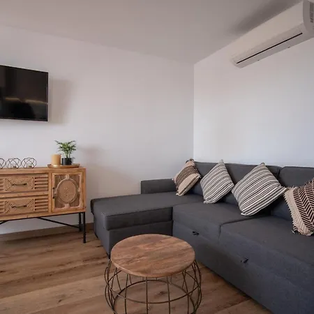 Appartement Freshly Renovated, Modern Penthouse Pueblo Evita!