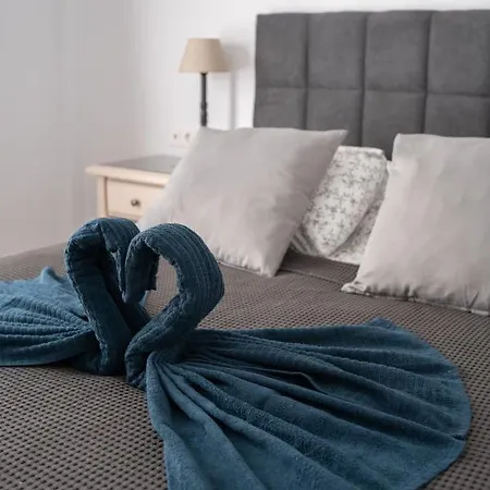 Freshly Renovated, Modern Penthouse Pueblo Evita! Appartement *