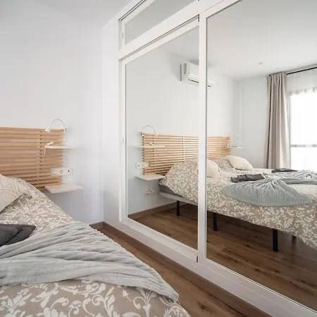 Freshly Renovated, Modern Penthouse Pueblo Evita! Appartement Benalmádena